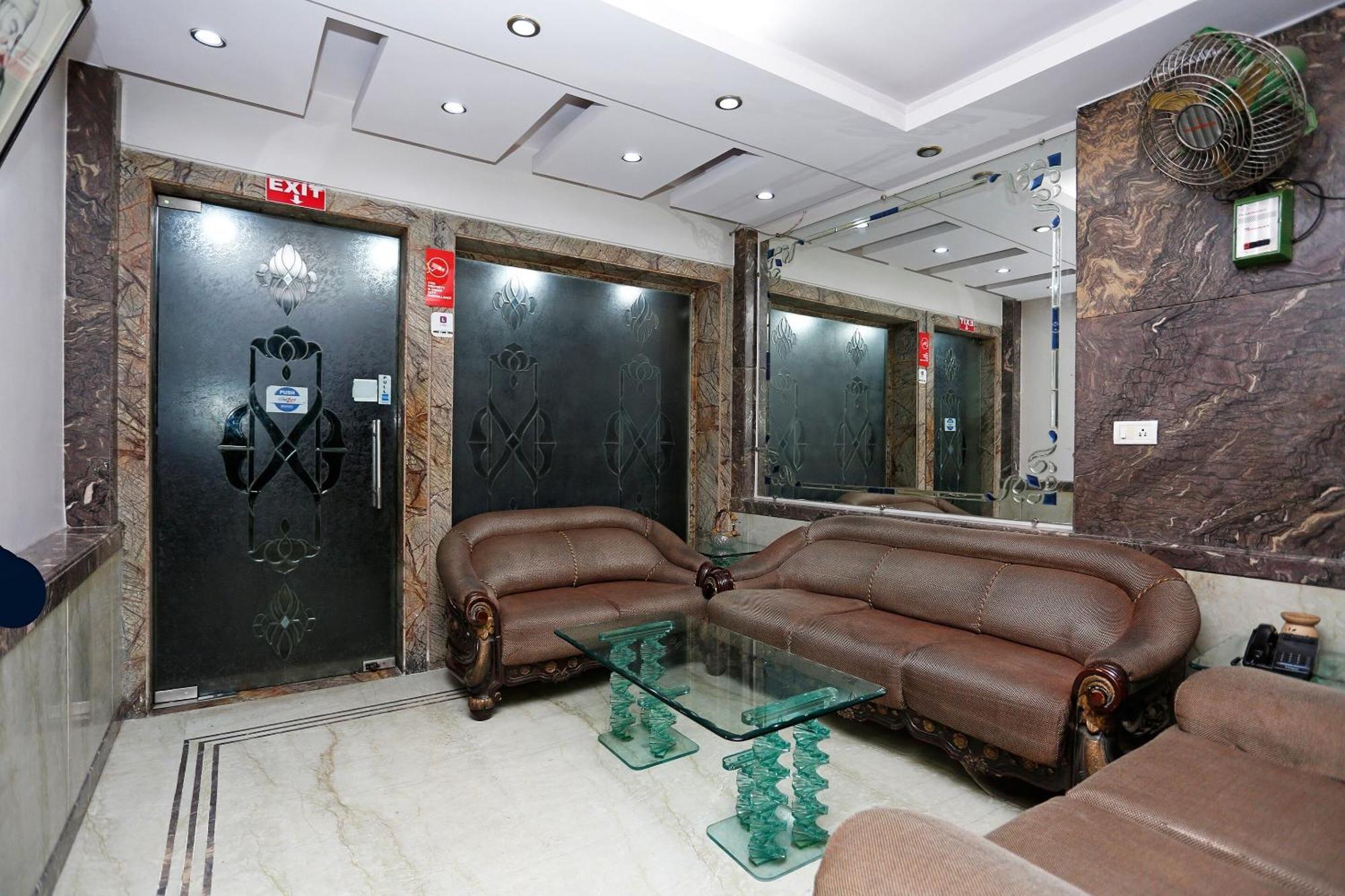 Hotel O Mid Town Delhi  Exterior photo