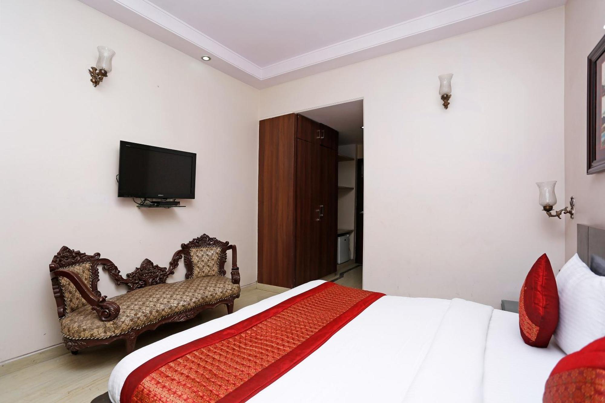 Hotel O Mid Town Delhi  Exterior photo