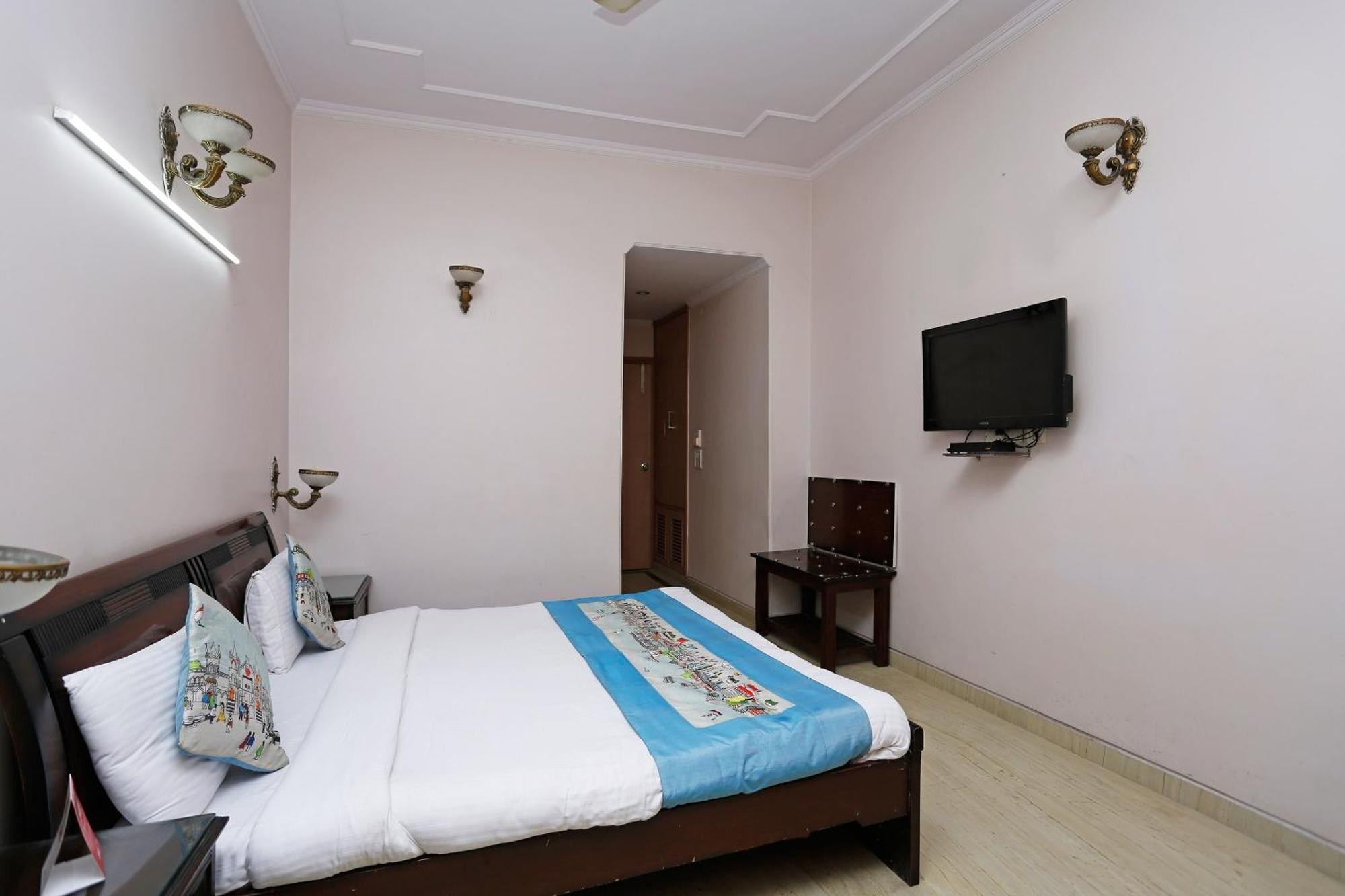 Hotel O Mid Town Delhi  Exterior photo